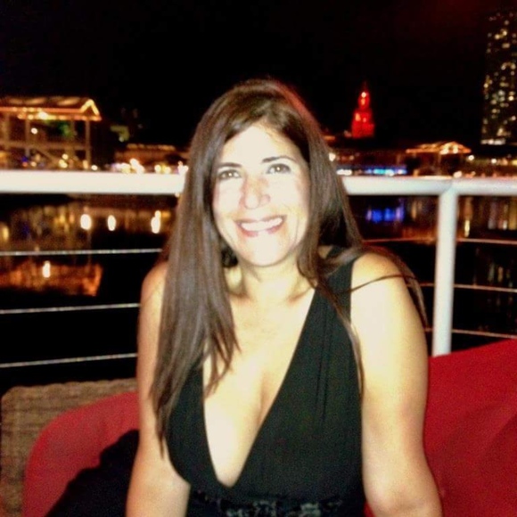 Meet your Posher, Elina - Picture 1 of 8